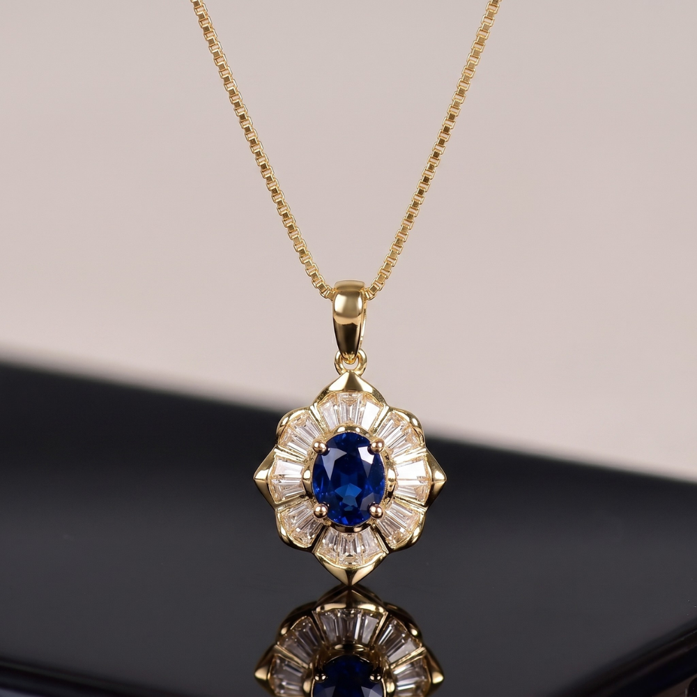 Kavella Noctazure Necklace | Gold