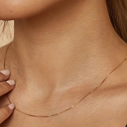 Bodega Box Necklace | White Gold